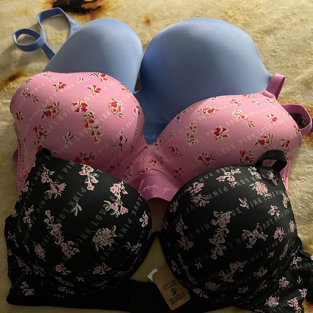 VS/Pink Bras size 38c SOLD